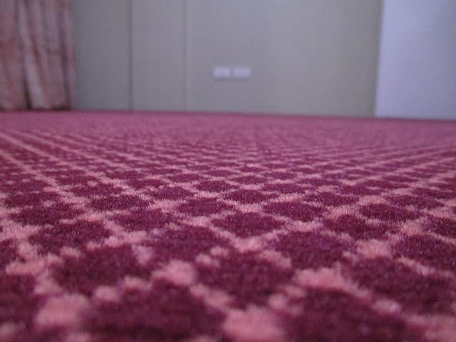 square-design-dark-colored-carpet-philippines
