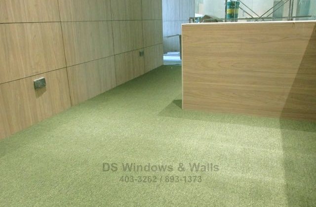 grass color carpet for studio offices