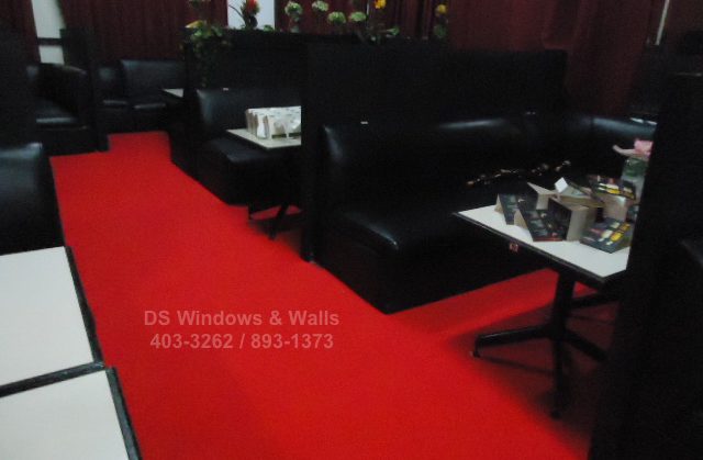 bright-red-carpet-for-night-bars