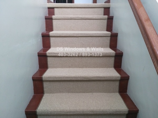 Carpet Runners Customized for Stairs : New Tango Beige Loop Pile