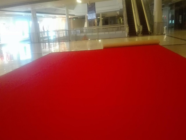 Mall Red Carpet Installation for Events and Exhibits at Festival Mall