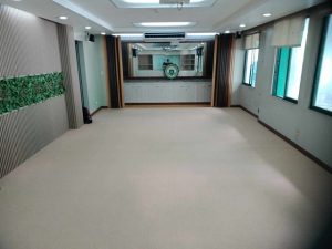 Carpet Roll Executive Office