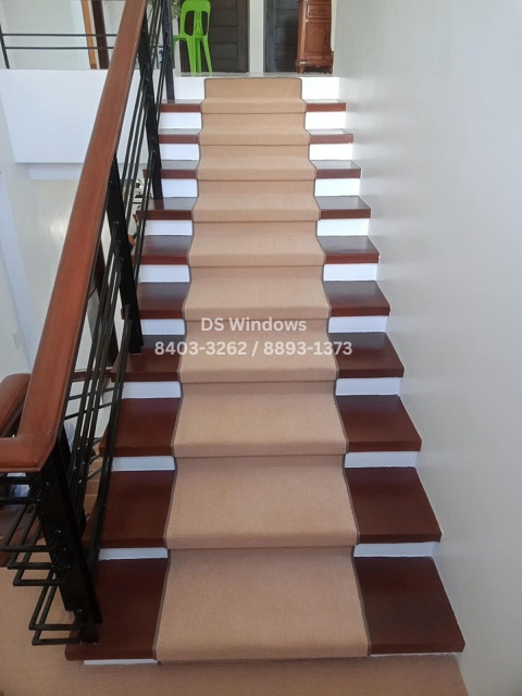 beige stairs carpet
