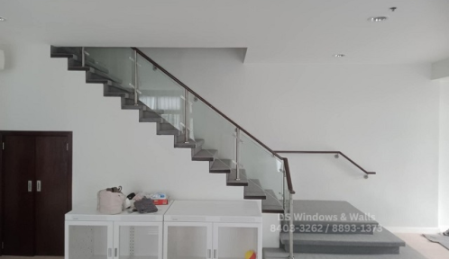 Why gray carpet is the most versatile choice for staircases